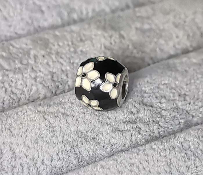 Pandora Mystic Flower Charm