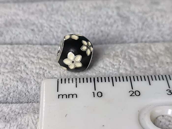 Pandora Mystic Flower Charm