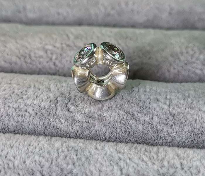 Pandora Oval Lights Charm
