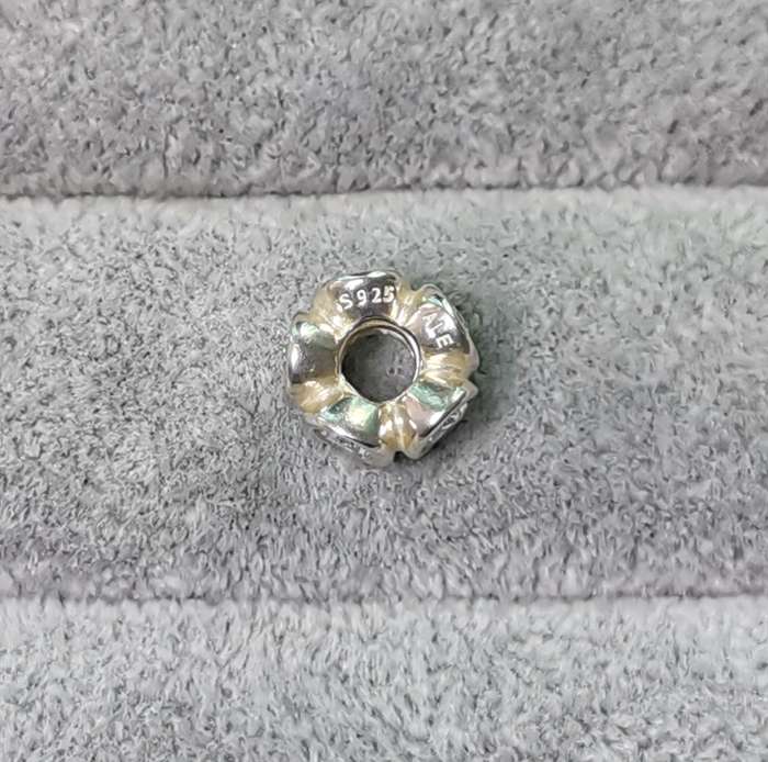Pandora Oval Lights Charm