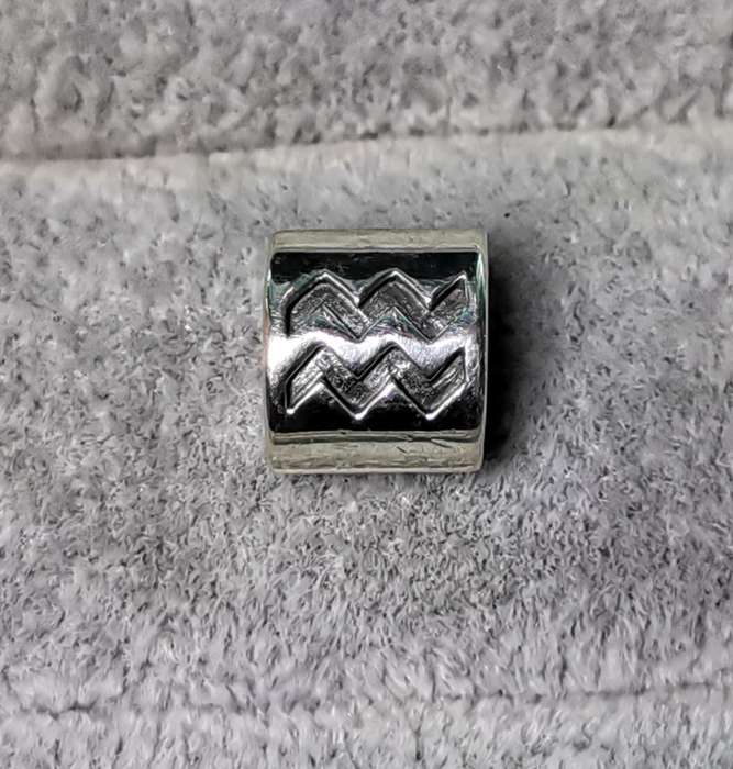 Pandora Aquarius Charm
