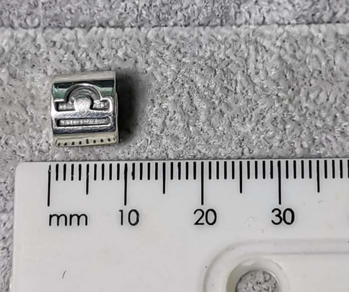 Pandora Libra Charm