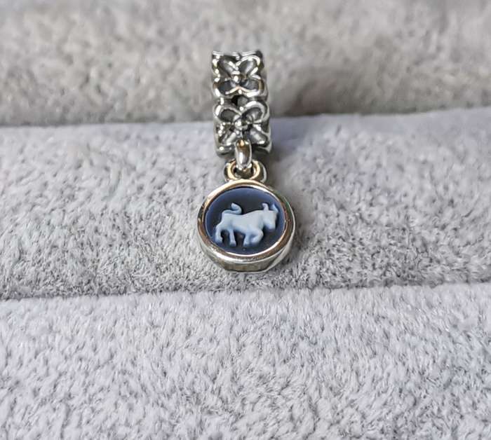 Pandora Agate Cameo Taurus Charm
