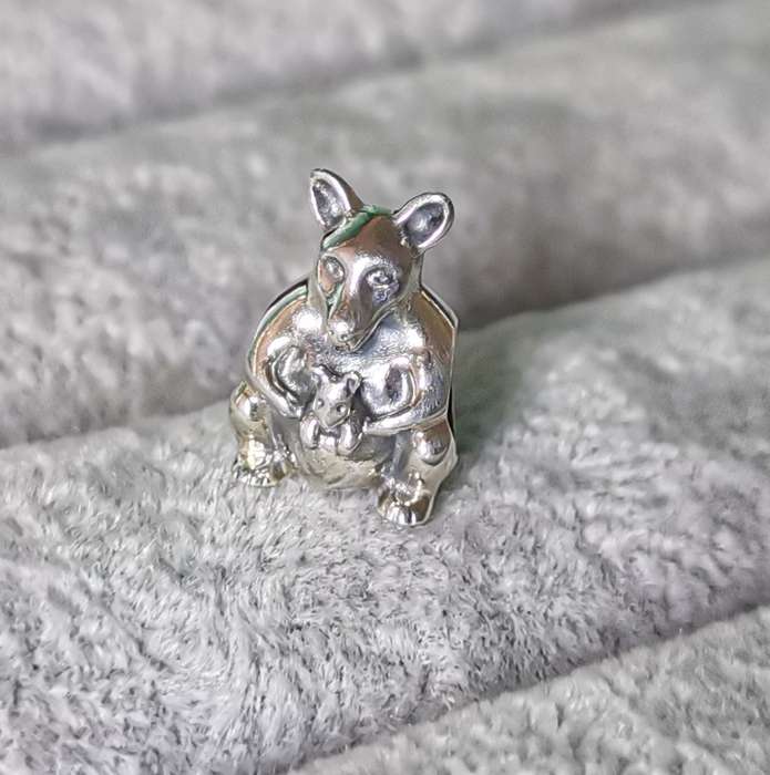 Pandora Kangaroo Mum and Baby Charm
