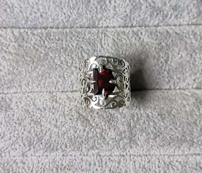 Gorgeous Silver Ring