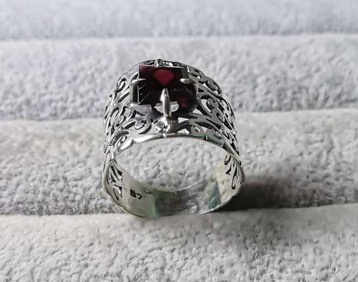 Gorgeous Silver Ring