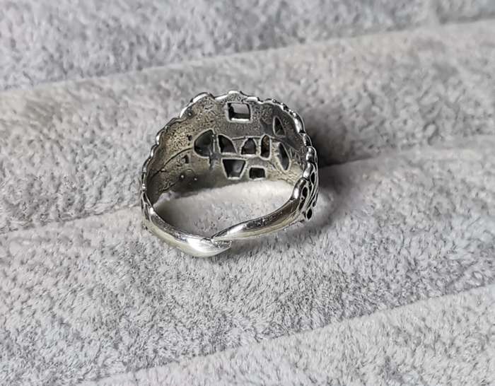 Detailed Silver Celtic Ring