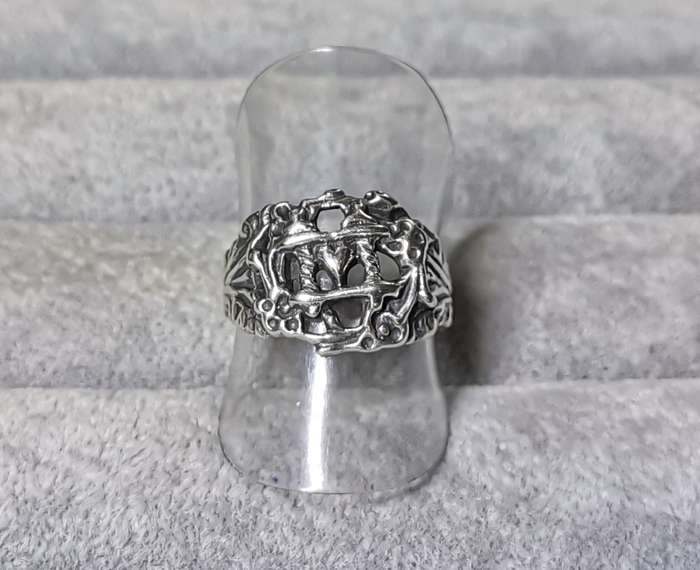 Detailed Silver Celtic Ring
