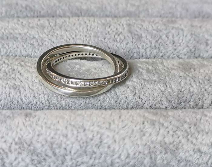 Silver Interlocked Ring