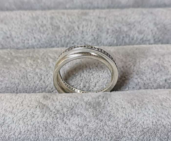 Silver Interlocked Ring