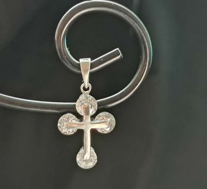 Dazzling Silver Cross Pendant