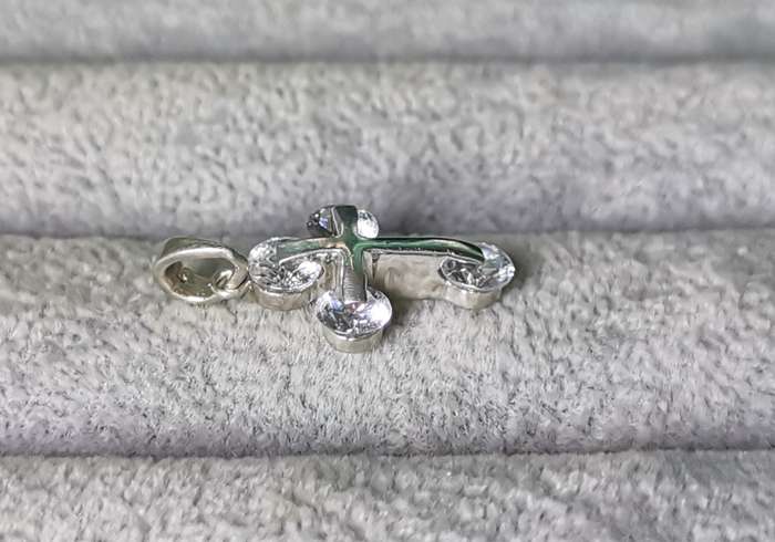 Dazzling Silver Cross Pendant