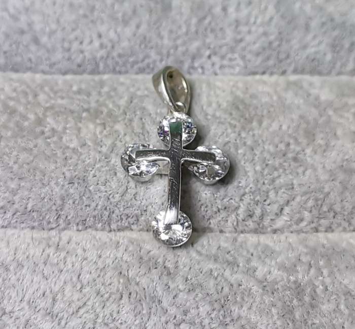 Dazzling Silver Cross Pendant