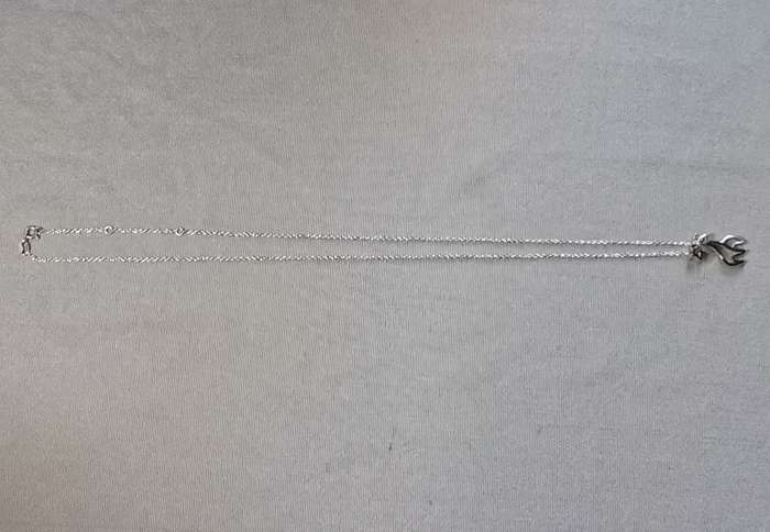 Adorable Silver Giraffe Necklace