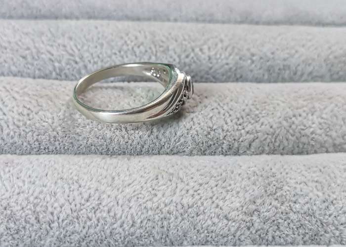 Stunning Silver Ring