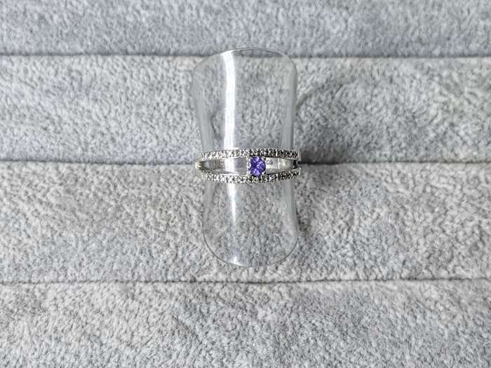 Pretty Silver Ring