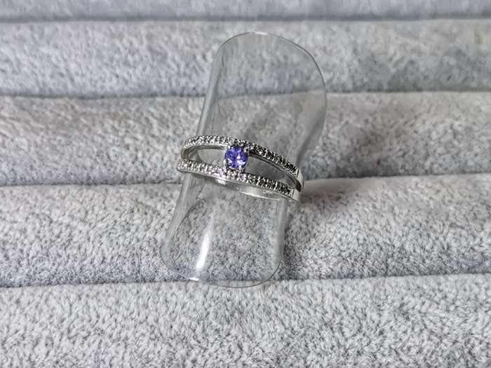 Pretty Silver Ring
