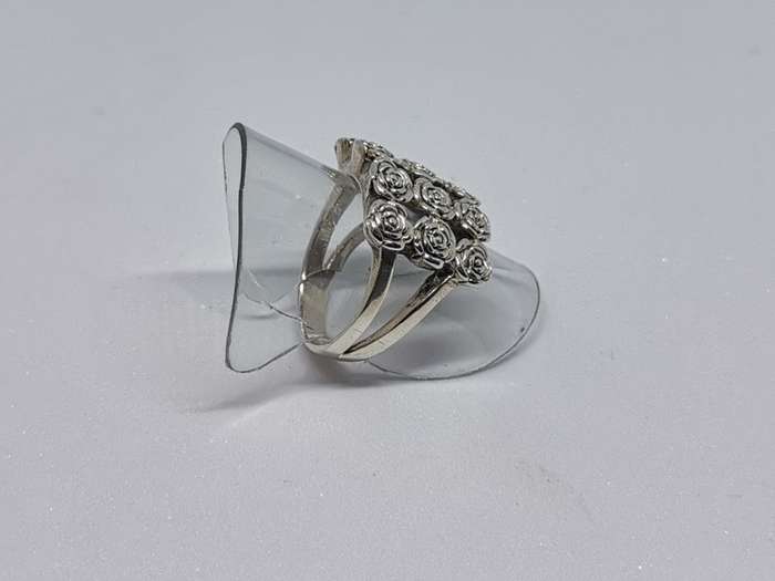 Silver Roses Ring