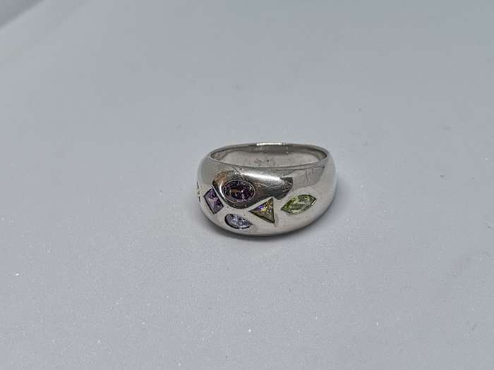 Dazzling Silver Ring