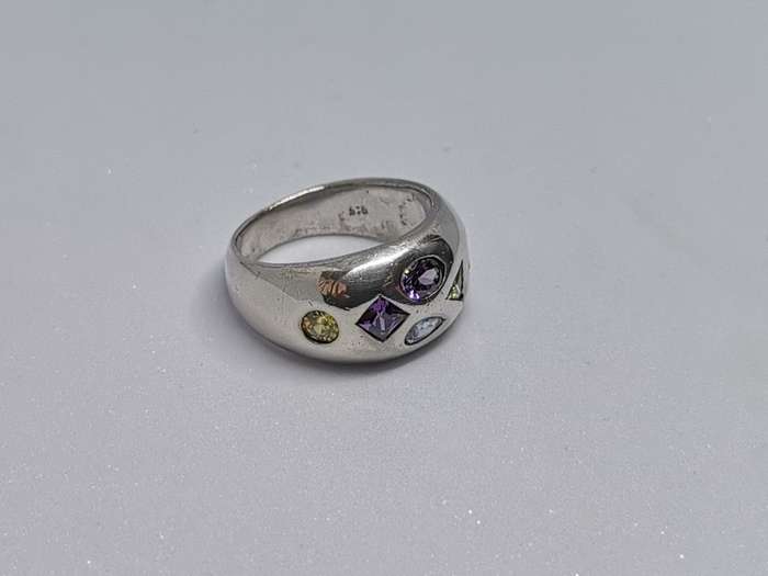 Dazzling Silver Ring