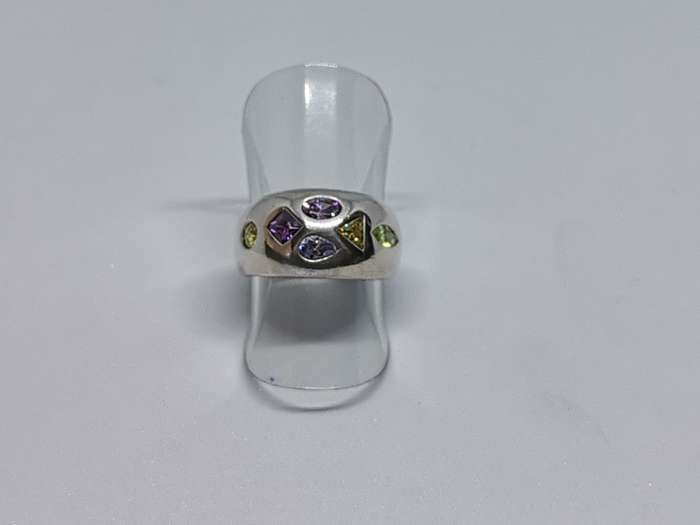 Dazzling Silver Ring