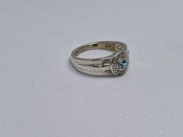 Pretty Silver Ring