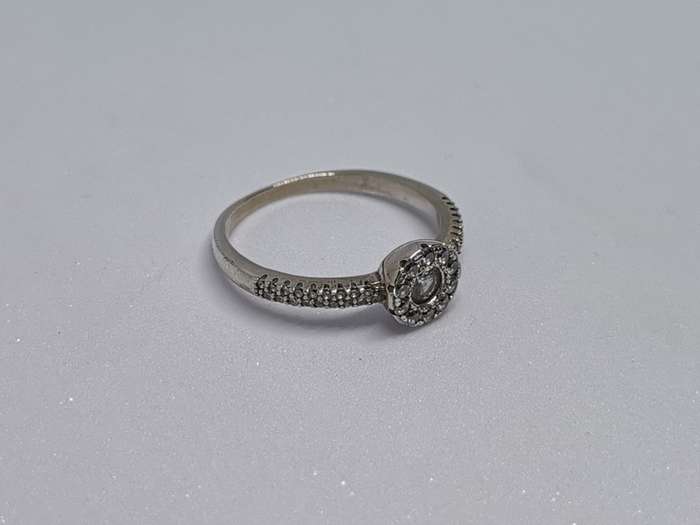 Stunning Silver Ring