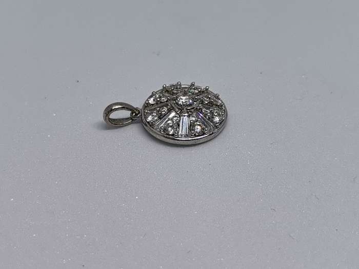 Dazzling Silver Pendant