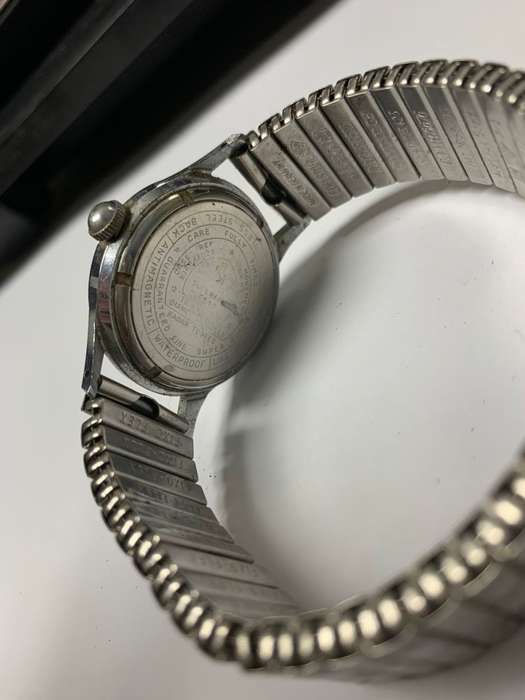 Geneva 17 Super Jeweled Watch
