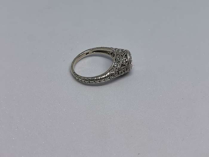 Silver Topaz Ring