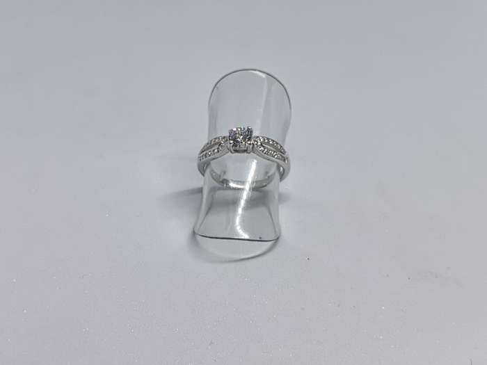 Dazzling Silver Ring