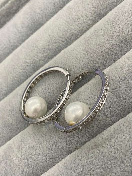 Silver Pearl Earrings