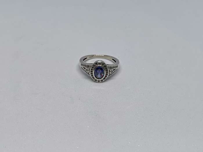 Gorgeous Silver Sapphire Ring