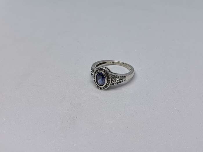 Gorgeous Silver Sapphire Ring