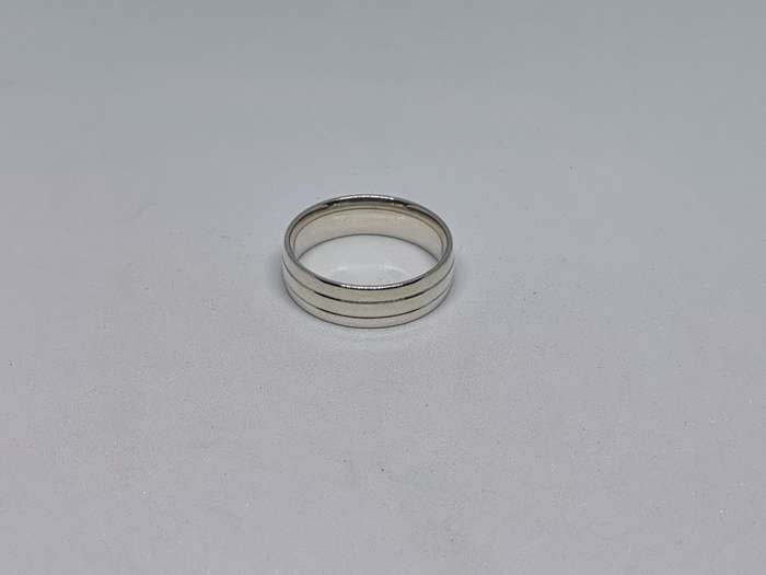 Silver Comfort Fit Ring