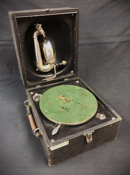 Antique Decca Gramaphone