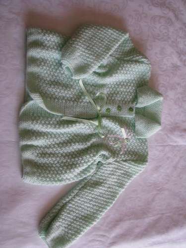 Beautiful knitted mint green jacket for baby (3-6 months)