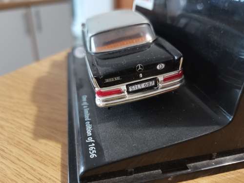 Mercedes Benz 300SE Fintail
