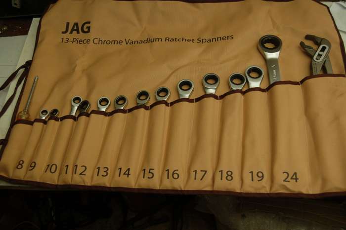 OFFERING A SUPERB QUALITY SET OF `JAG` CHROME-VANADIUM RATCHET SPANNERS