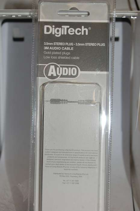 DIGITECH 3.5 MM STEREO AUDIO CABLE WITH 3.5 MM PLUG 3 MT LENGTH (2 IN A PACK)