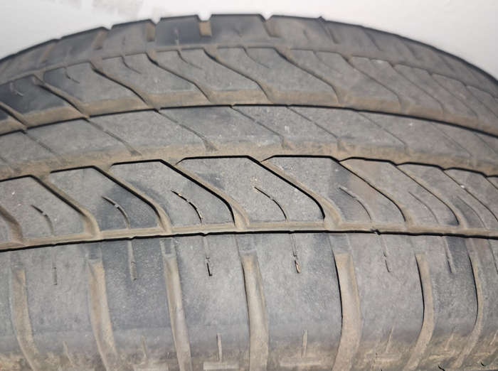 Dunlop tyres with Rims 175 / 65 R 14 sp sport s60