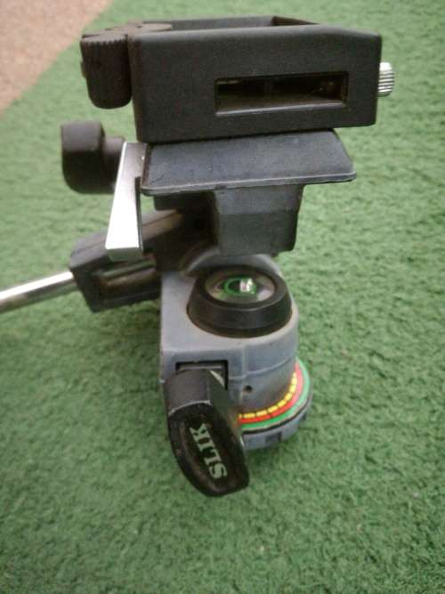PROFESSIONAL SILK TRIPOD ACCESSORY AND CULLMANN ATTACHMENT.
