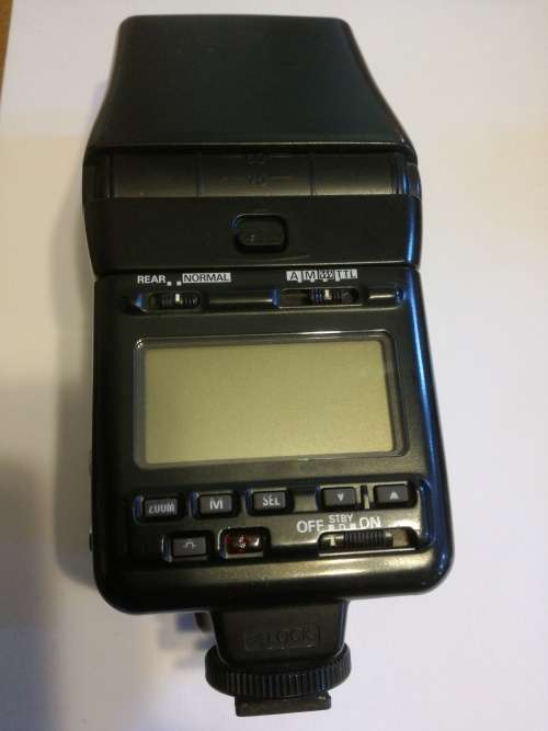 NIKON SPEEDLIGHT SB-24 FLASH.