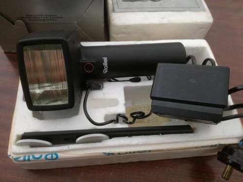 VINTAGE ROLLI 140RES FLASH. COMPLETE IN THE ORIGINAL BOX.