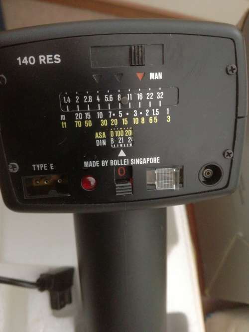 VINTAGE ROLLI 140RES FLASH. COMPLETE IN THE ORIGINAL BOX.