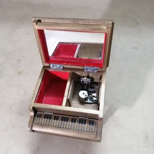 Vintage Grand Piano Italian Florentine Guild Wood Music Musical Jewelry Box