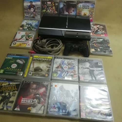 GIGANTIC COMPLETE PLAYSTATION 3 BUNDLE