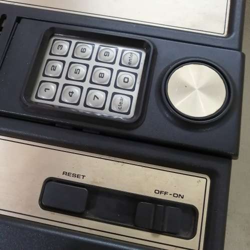 MAGNIFICENT!!! VINTAGE INTELLIVISION GAMING SYSTEM IN BOX - TESTED WORKING