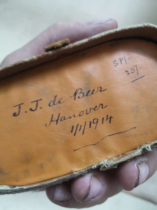 ANTIQUE LEATHER BOUND LE JOCKEY CLUB PARIS OPERA HORSE RACING BINOCULARS