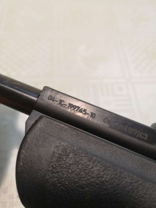 High Power GAMO SHADOW 1000 Air Rifle 4.5 cal - Like New